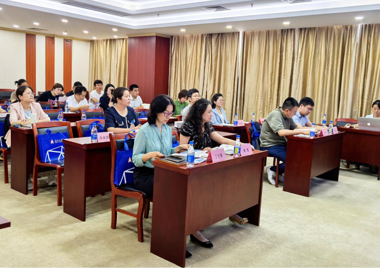 多元用工新趨勢(shì)-3.png 多元用工新趨勢(shì)-3.png